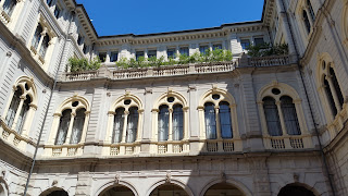 INTESA SAN PAOLO